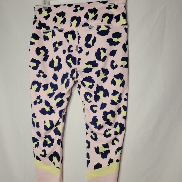 Cabana White Animal Purple print Active Leggins Women's Size Medium - Picture 7 of 10